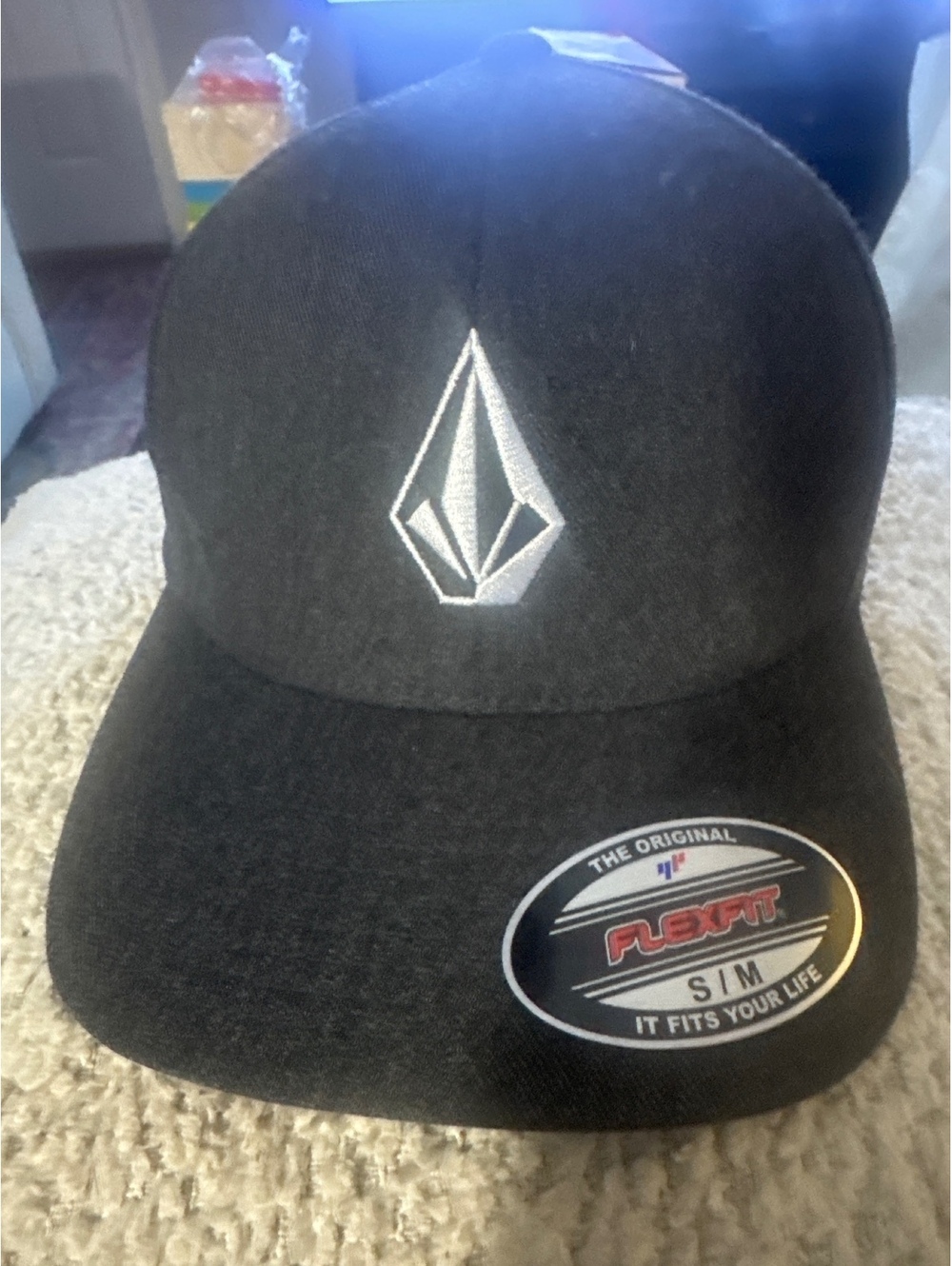 Volcom Full Stone HTHR XFit Black Flexfit Cap Small/Medium